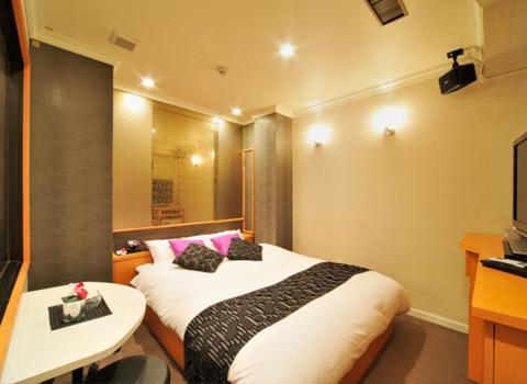 Hotel California Kaminarimon (Adults Only) Tokyo Bagian luar foto